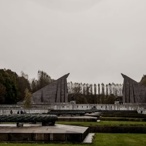 wwiini-soviet-memorial-treptower-park-12