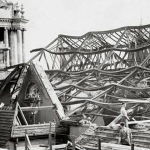 Blitz damage to Belfast City Hall