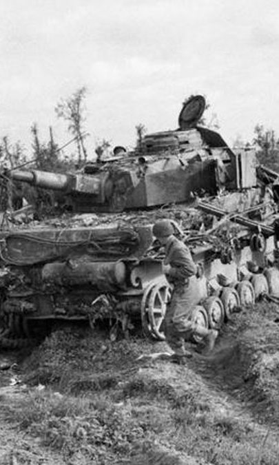 German Panzer IV near Caen - WartimeNI