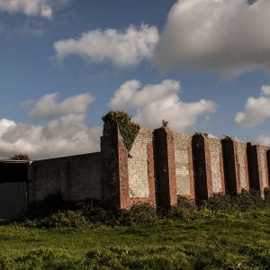 Disused outbuilding at Cluntoe Airfield
