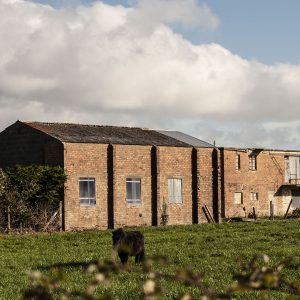Disused building at Cluntoe Airfield