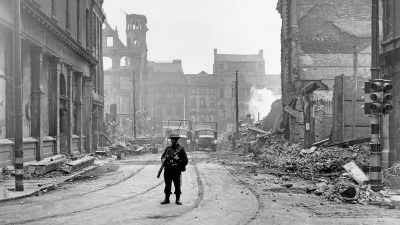 Featured image for The Belfast Blitz: The City In The War Years